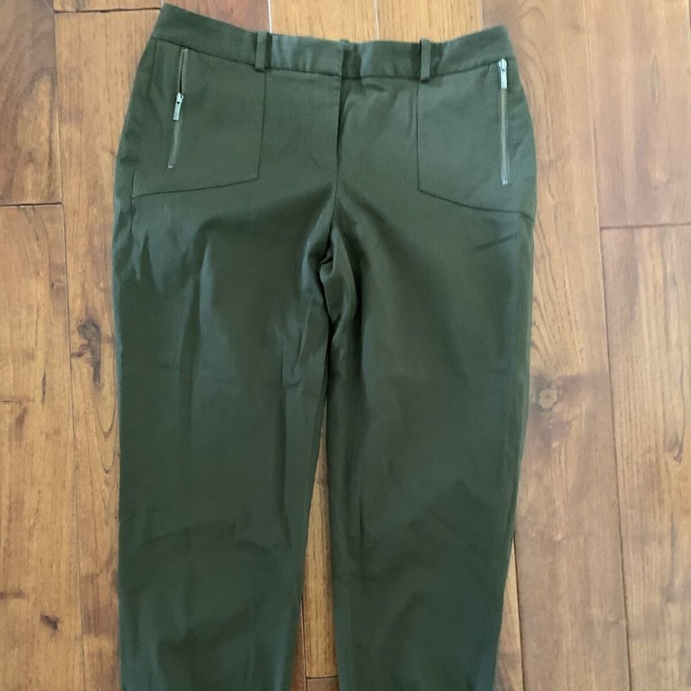 NORDSTROM COLLECTION Jogger size 8 Olive zipper pockets elastic ankle trouser